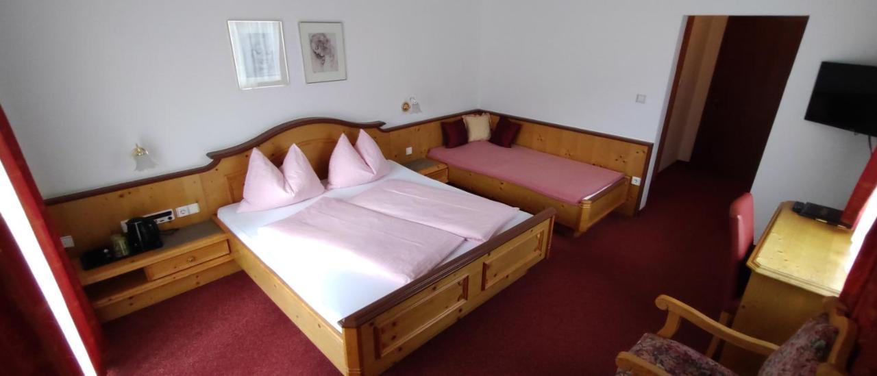 Hotel Garni Tannenhof Flachau Esterno foto