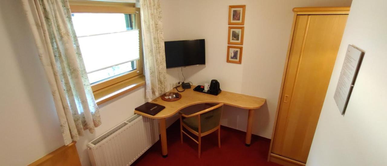 Hotel Garni Tannenhof Flachau Esterno foto
