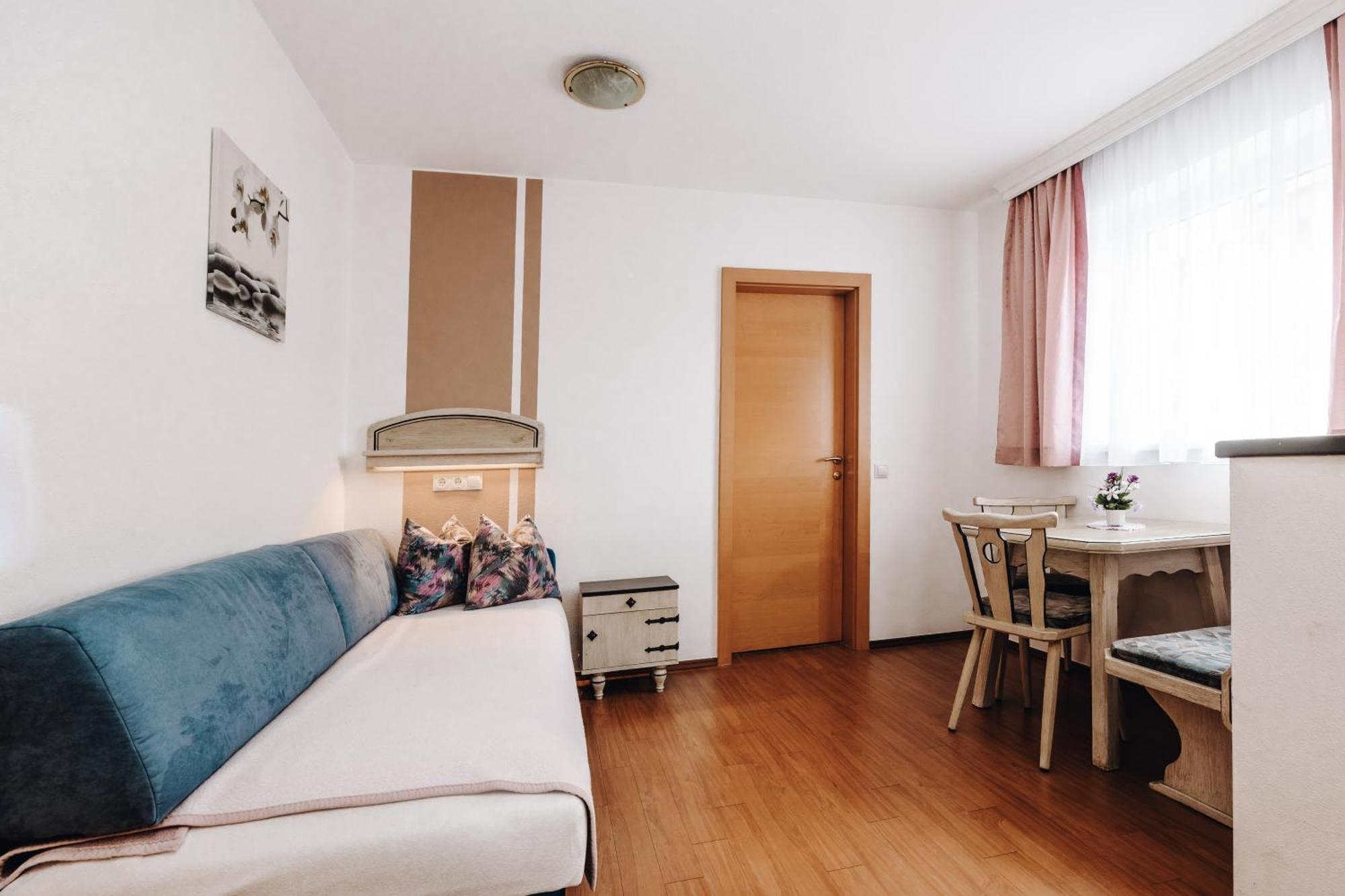Hotel Garni Tannenhof Flachau Esterno foto
