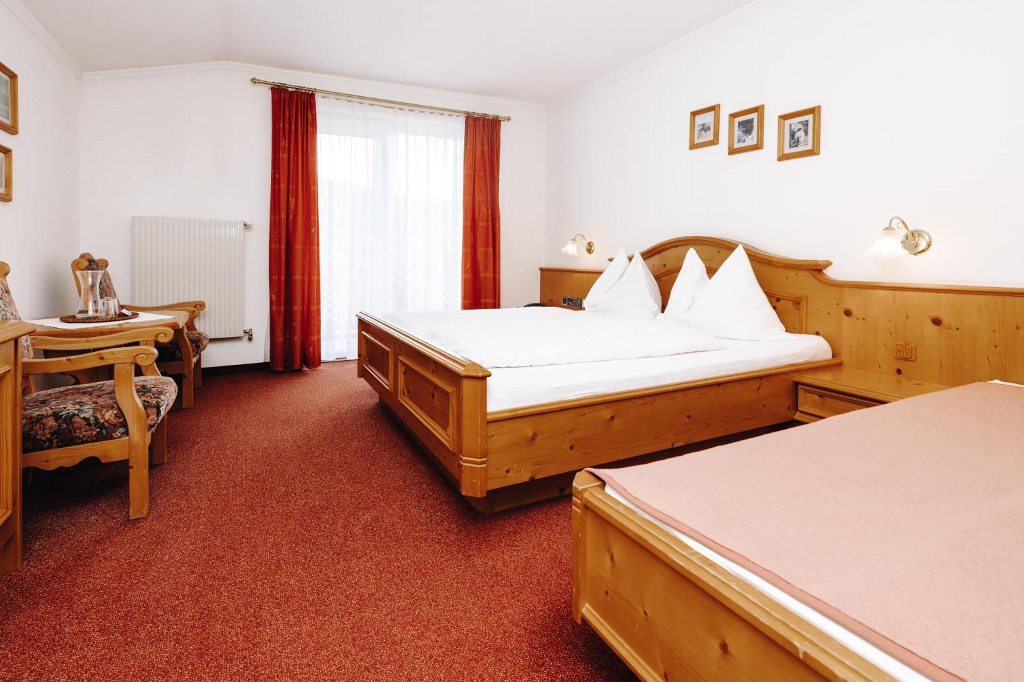 Hotel Garni Tannenhof Flachau Esterno foto