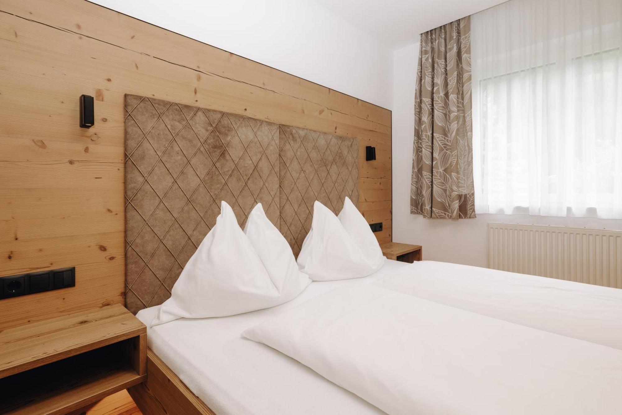 Hotel Garni Tannenhof Flachau Esterno foto