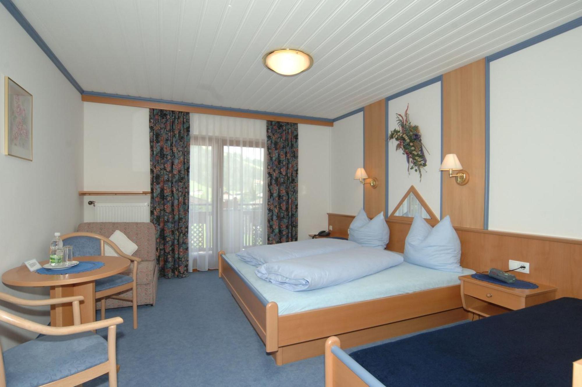 Hotel Garni Tannenhof Flachau Esterno foto